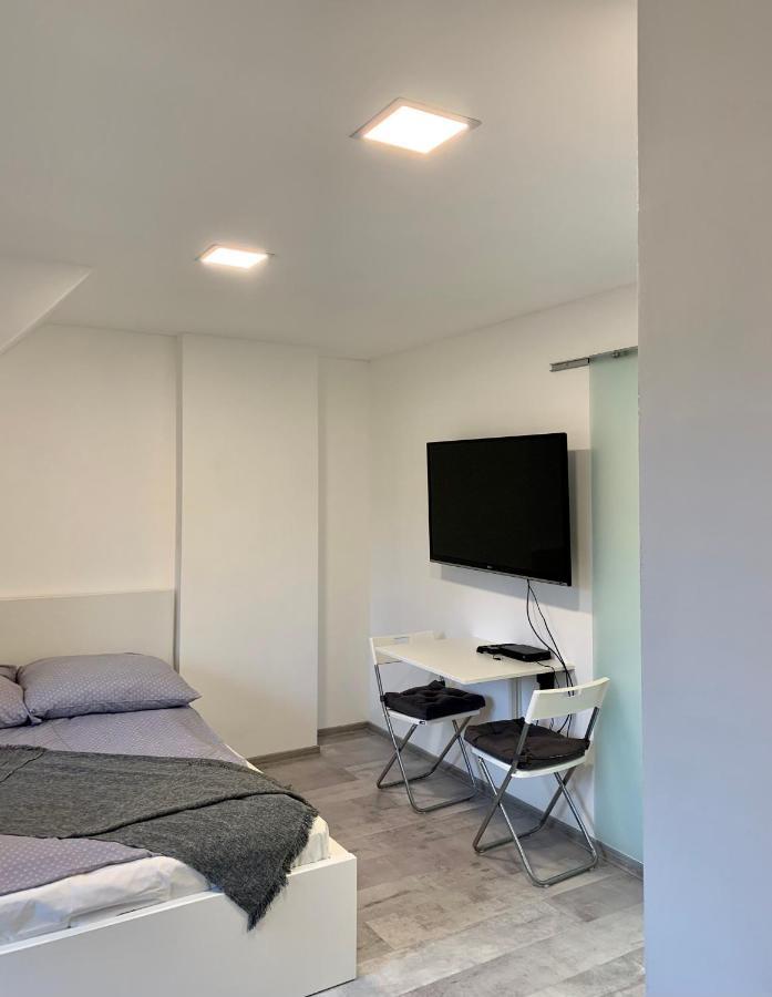 Var-Lak Apartman Eger Extérieur photo
