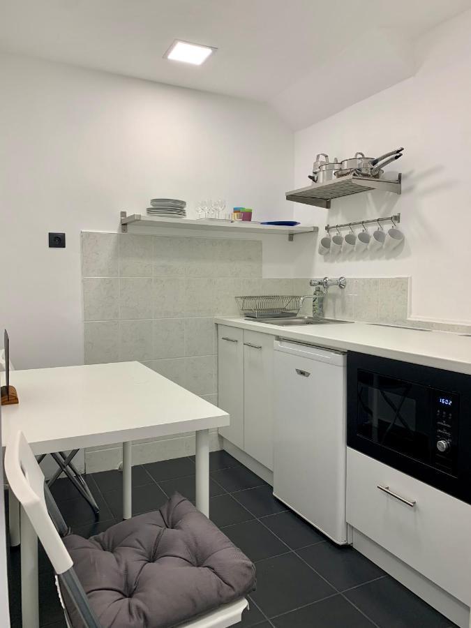 Var-Lak Apartman Eger Extérieur photo