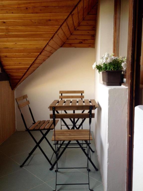 Var-Lak Apartman Eger Extérieur photo